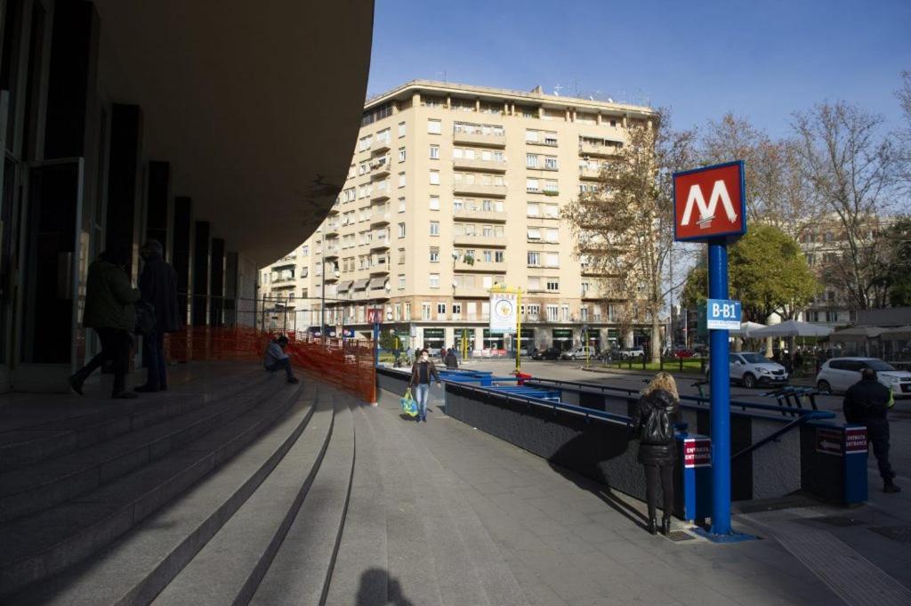 Studio Metro Bologna Róma Kültér fotó